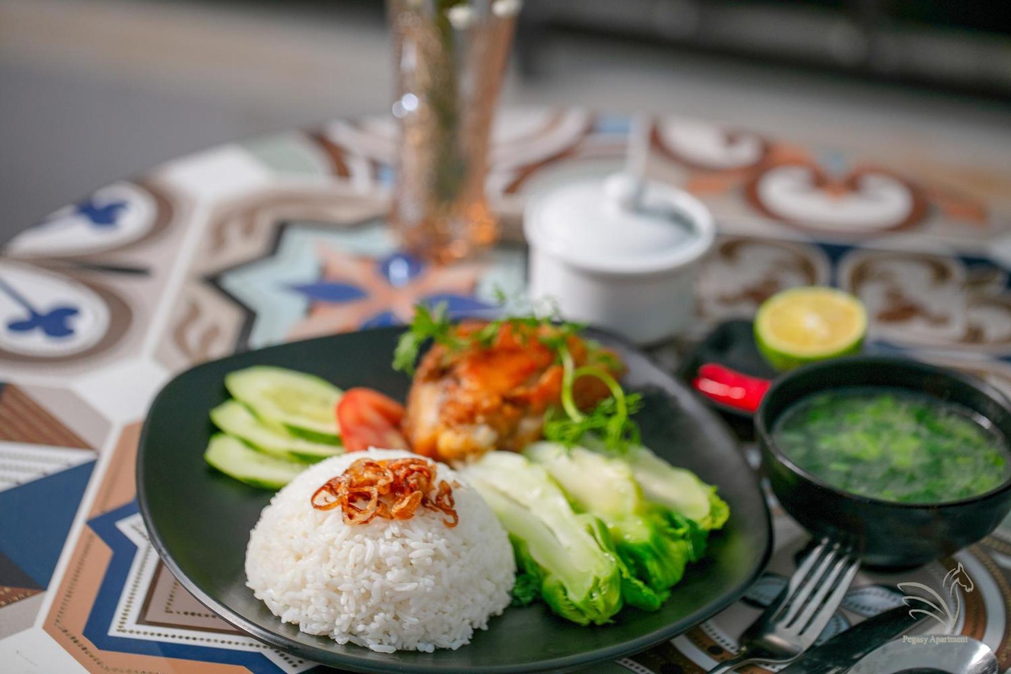 Westlake Pearl Aparthotel & Spa- By Pegasy Group Hanoi Esterno foto